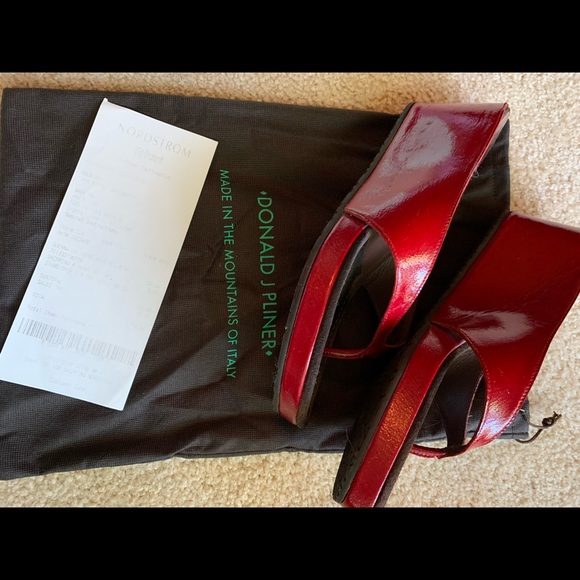 Donald J Pliner Red Patent Leather Sandals Sz 9.5 - Picture 3 of 7